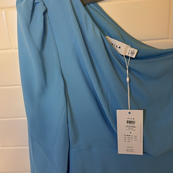 Vila one shoulder dress perfect for this spring-summer in Blue - Picture 6 of 6